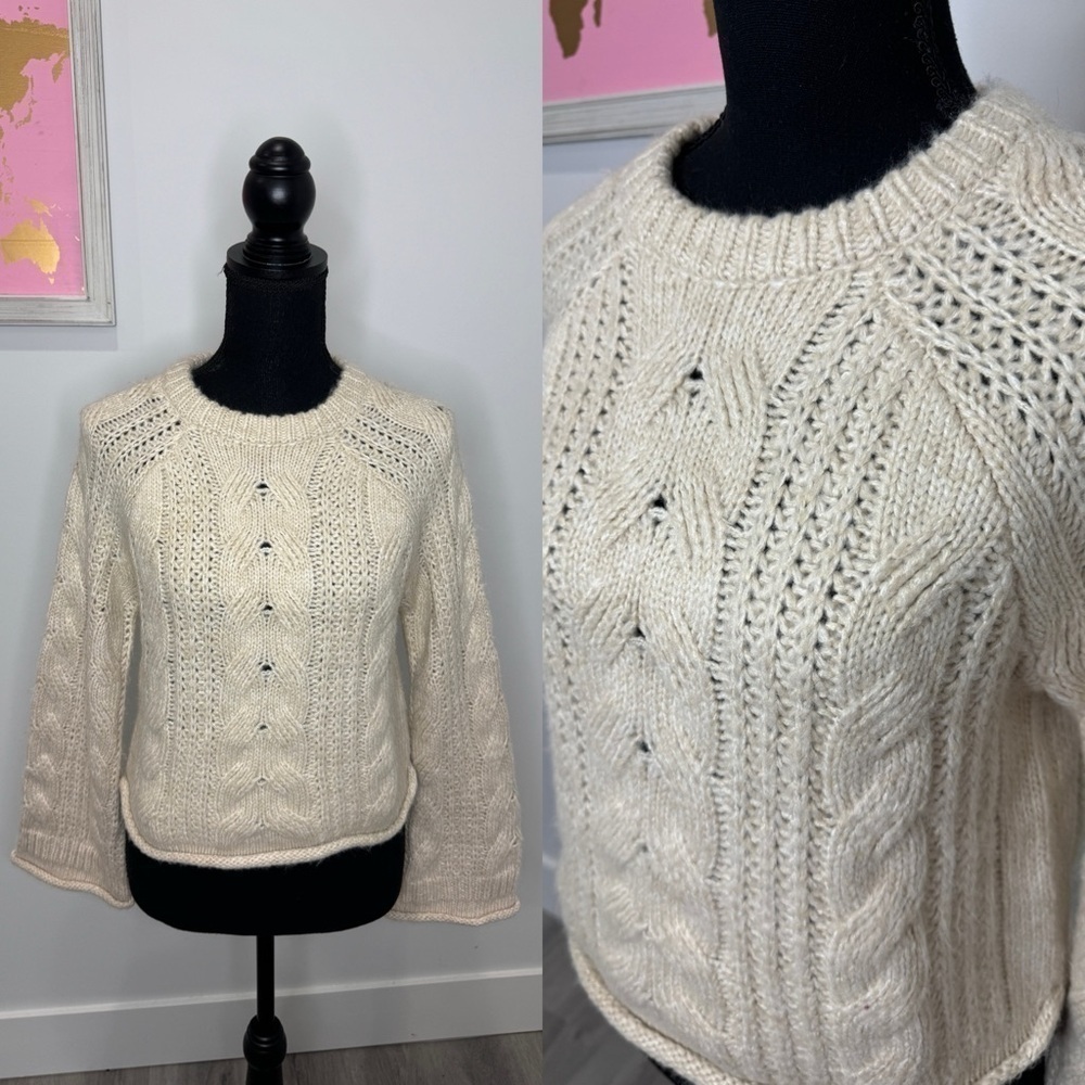 Universal Thread Thick Knit Beige Cropped Wide Cuff Sweater (XS)